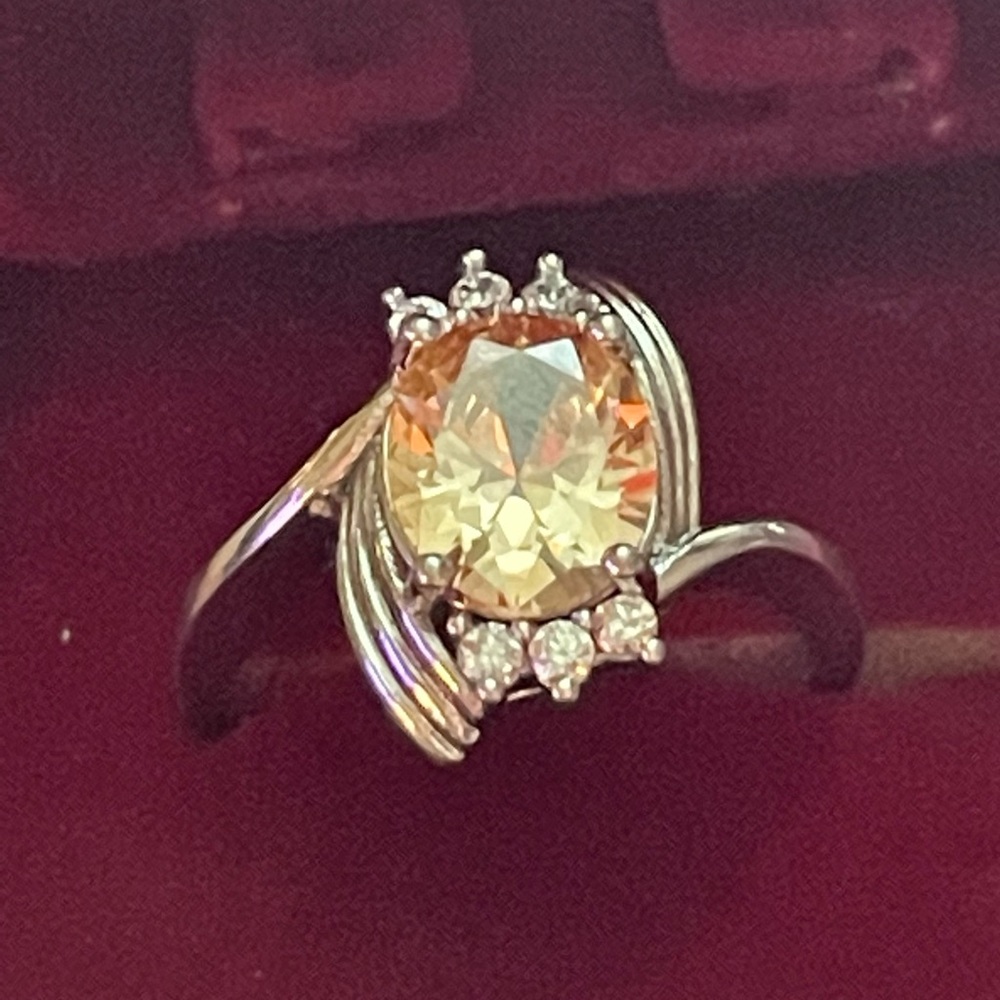 Elegant Silver and Orange Gemstone Ring